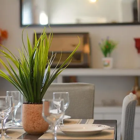 Moumouri's House Tatil Evi